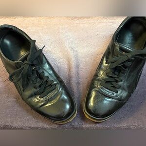 Authentic Louis Vuitton black sneakers 36 EU 6 US